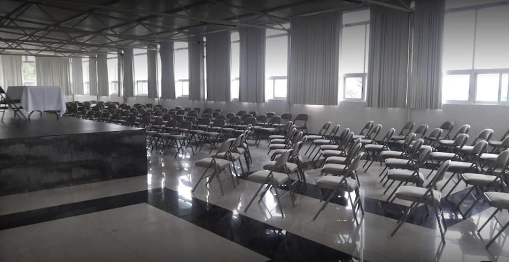 Hotel Ceo موروليا المظهر الخارجي الصورة