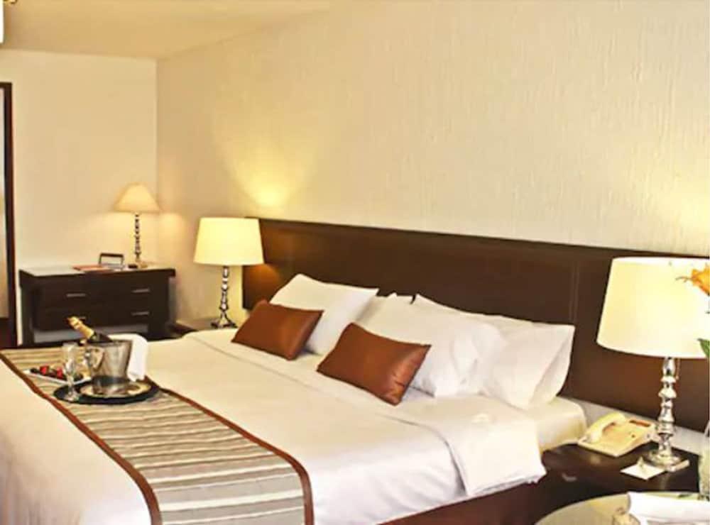 Hotel Ceo موروليا المظهر الخارجي الصورة